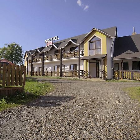 Motel pod Stromíšom Vlachovo Exteriér fotografie