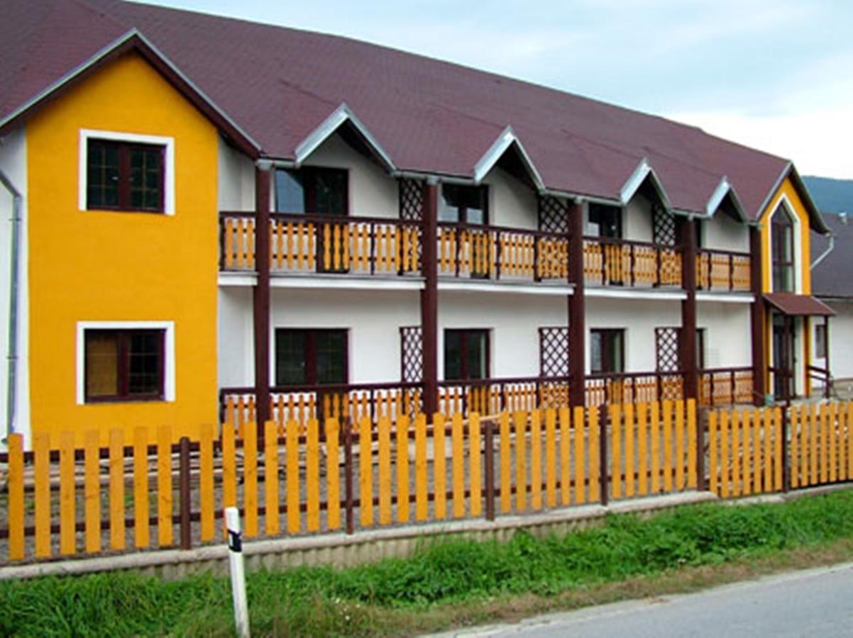 Motel pod Stromíšom Vlachovo Exteriér fotografie